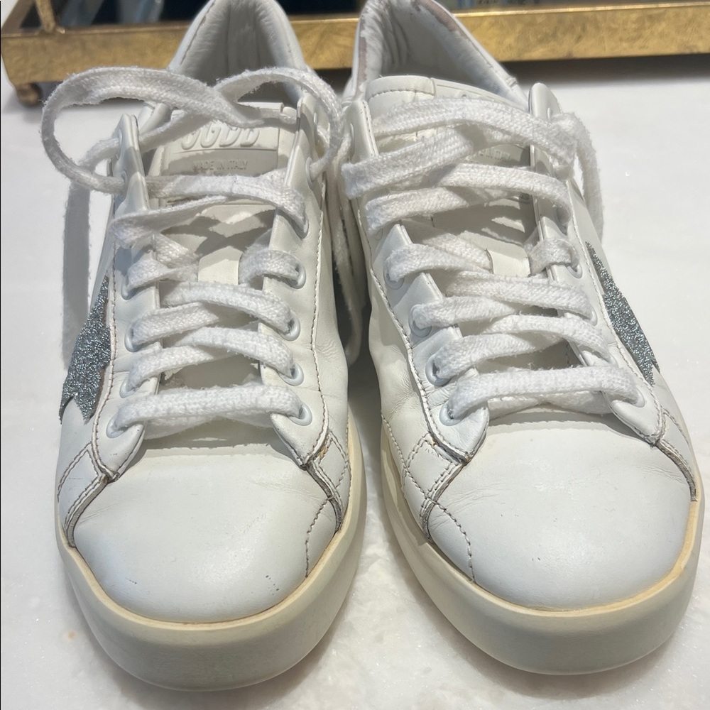 Golden Goose White Sneakers with Silver Star - Picture 2 of 4
